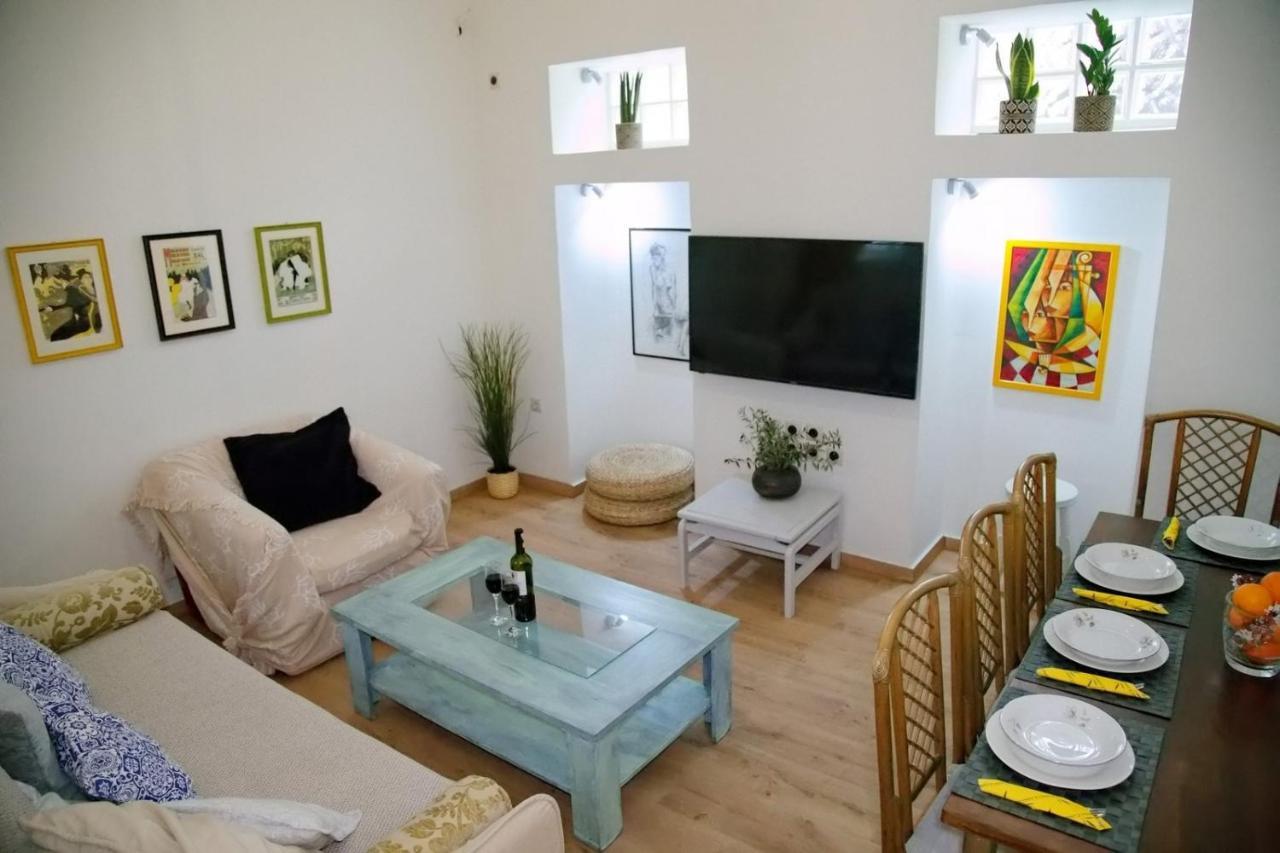 Aroura Homes Garden House 2Br 2Ba Free Parking 아테네 외부 사진